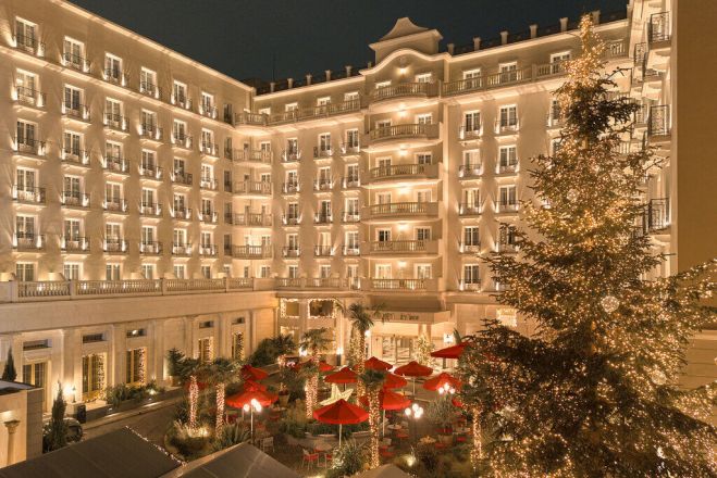 Το Grand Hotel Palace και οι επισκέπτες του υποστηρίζουν τις φετινές γιορτές τον ΑΡΚΤΟΥΡΟ!