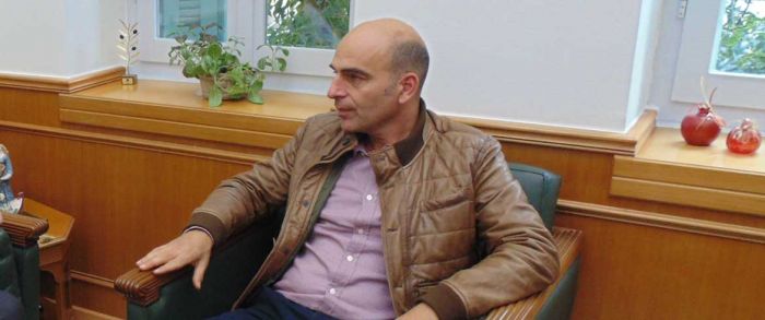 &Epsilon;&kappa; &nu;έ&omicron;&upsilon; &upsilon;&pi;&omicron;&psi;ή&phi;&iota;&omicron;&sigmaf; &omicron; &Delta;ή&mu;&alpha;&rho;&chi;&omicron;&sigmaf; &Kappa;&alpha;&nu;&tau;ά&nu;&omicron;&upsilon; &Sigma;&epsilon;&lambda;ί&nu;&omicron;&upsilon;