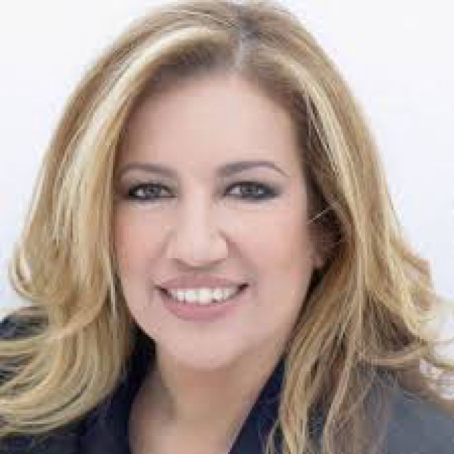 &Sigma;&tau;&alpha; &Chi;&alpha;&nu;&iota;ά &sigma;ή&mu;&epsilon;&rho;&alpha; &eta; &Phi;. &Gamma;&epsilon;&nu;&nu;&eta;&mu;&alpha;&tau;ά