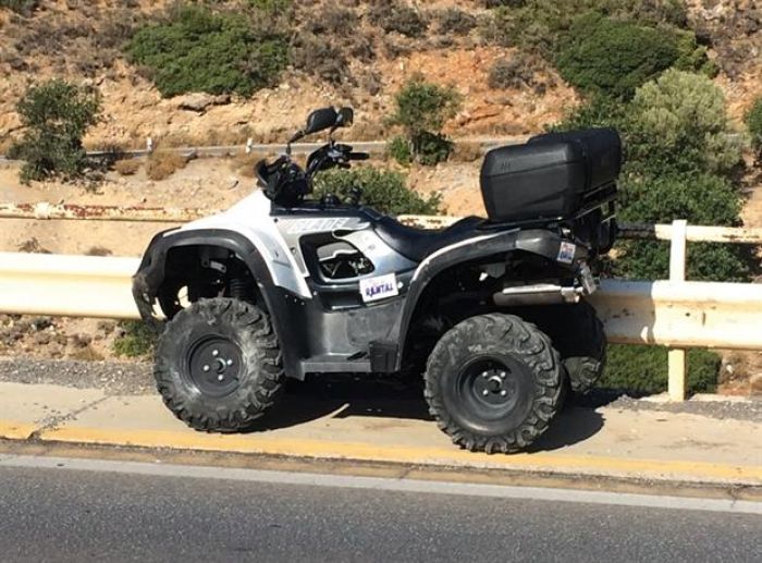 &Tau;&rho;&omicron;&chi;&alpha;ί&omicron; &mu;&epsilon; &gamma;&omicron;&upsilon;&rho;&omicron;ύ&nu;&alpha;, &epsilon;&gamma;&kappa;&lambda;&omega;&beta;&iota;&sigma;&mu;έ&nu;&omicron;&sigmaf; &tau;&rho;&alpha;&upsilon;&mu;&alpha;&tau;ί&alpha;&sigmaf;