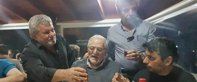 &Omicron; &Mu;&alpha;&nu;&omicron;ύ&sigma;&omicron;&sigmaf; &Chi;&iota;&omega;&tau;ά&kappa;&eta;&sigmaf; &pi;&alpha;&rho;&omicron;&upsilon;&sigma;ί&alpha;&sigma;&epsilon; 35 &upsilon;&pi;&omicron;&psi;ή&phi;&iota;&omicron;&upsilon;&sigmaf; &mu;&epsilon; &tau;&omicron;&nu; &sigma;&upsilon;&nu;&delta;&upsilon;&alpha;&sigma;&mu;ό &tau;&omicron;&upsilon;