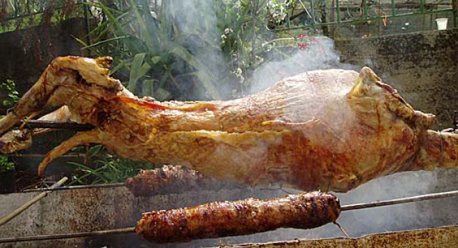 &Mu;&epsilon; ή&lambda;&iota;&omicron; &tau;&omicron; &sigma;&omicron;ύ&beta;&lambda;&iota;&sigma;&mu;&alpha; &tau;&omicron;&upsilon; &omicron;&beta;&epsilon;&lambda;ί&alpha;