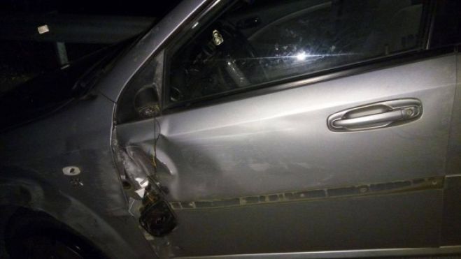 &Alpha;&mu;&epsilon;&rho;&iota;&kappa;ά&nu;&omicron;&sigmaf; "&kappa;&alpha;&rho;&phi;ώ&theta;&eta;&kappa;&epsilon;" &sigma;&epsilon; &tau;&omicron;ί&chi;&omicron; &kappa;&alpha;&iota; &alpha;&nu;&alpha;&tau;&rho;ά&pi;&eta;&kappa;&epsilon; &sigma;&tau;&alpha; &Chi;&omega;&rho;&alpha;&phi;ά&kappa;&iota;&alpha;