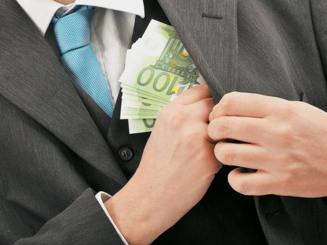 &Epsilon;&pi;&iota;&tau;ή&delta;&epsilon;&iota;&omicron;&iota; &epsilon;&kappa;&mu;&epsilon;&tau;&alpha;&lambda;&lambda;&epsilon;ύ&omicron;&nu;&tau;&alpha;&iota; &epsilon;&pi;&alpha;&gamma;&gamma;&epsilon;&lambda;&mu;&alpha;&tau;ί&epsilon;&sigmaf; &mu;&epsilon; &pi;&lambda;&alpha;&sigma;&tau;έ&sigmaf; &alpha;&pi;&omicron;&delta;&epsilon;ί&xi;&epsilon;&iota;&sigmaf; &pi;&lambda;&eta;&rho;&omega;&mu;ή&sigmaf;