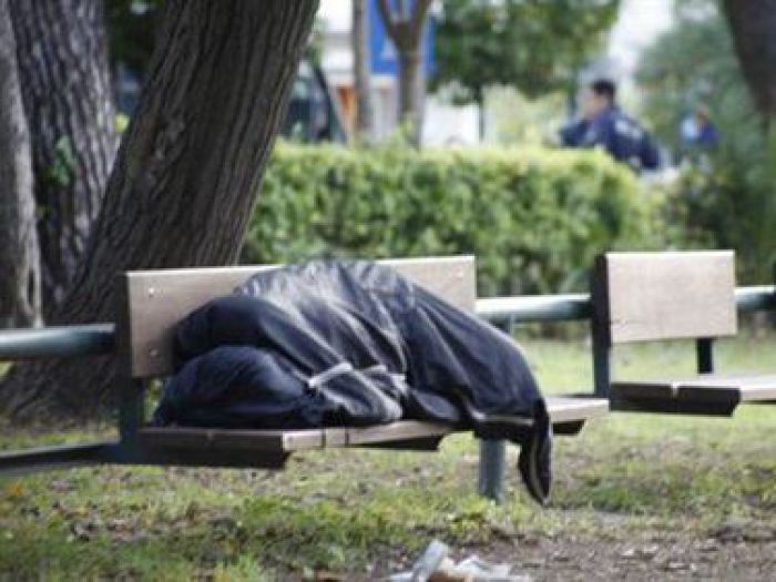 Στέγαση κι επανένταξη για 18 άστεγους στα Χανιά