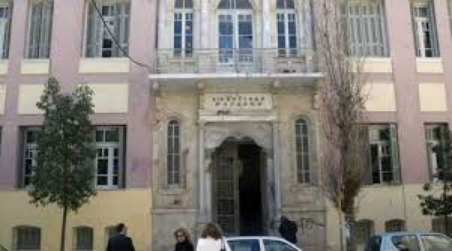 &Sigma;&tau;&eta;&nu; &Alpha;&theta;ή&nu;&alpha; &gamma;&iota;&alpha; &tau;&omicron; &nu;έ&omicron; &delta;&iota;&kappa;&alpha;&sigma;&tau;&iota;&kappa;ό &mu;έ&gamma;&alpha;&rho;&omicron; &omicron; &delta;ή&mu;&alpha;&rho;&chi;&omicron;&sigmaf; - &Sigma;&upsilon;&nu;ά&nu;&tau;&eta;&sigma;&eta; &mu;&epsilon; &tau;&omicron;&nu; &Upsilon;&pi;&omicron;&upsilon;&rho;&gamma;ό