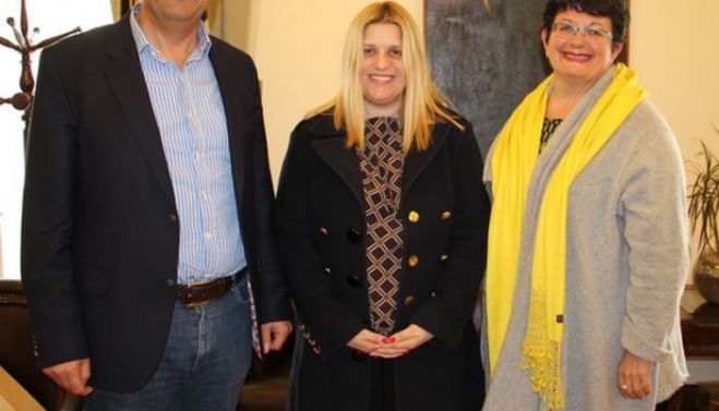 &Epsilon;&theta;&iota;&mu;&omicron;&tau;&upsilon;&pi;&iota;&kappa;ή &sigma;&upsilon;&nu;ά&nu;&tau;&eta;&sigma;&eta; &Gamma;&epsilon;&nu;&iota;&kappa;ή&sigmaf; &Pi;&rho;&omicron;&xi;έ&nu;&omicron;&upsilon; &Gamma;&alpha;&lambda;&lambda;ί&alpha;&sigmaf; &sigma;&tau;&omicron;&nu; &delta;ή&mu;&omicron; &Chi;&alpha;&nu;ί&omega;&nu;