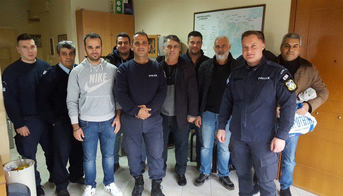 &Sigma;&tau;&omicron; &Alpha;.&Tau;. &Alpha;&sigma;&tau;&epsilon;&rho;&omicron;&upsilon;&sigma;ί&omega;&nu; &omicron;&iota; &Alpha;&sigma;&tau;&upsilon;&nu;&omicron;&mu;&iota;&kappa;&omicron;ί &tau;&omicron;&upsilon; &Eta;&rho;&alpha;&kappa;&lambda;&epsilon;ί&omicron;&upsilon;