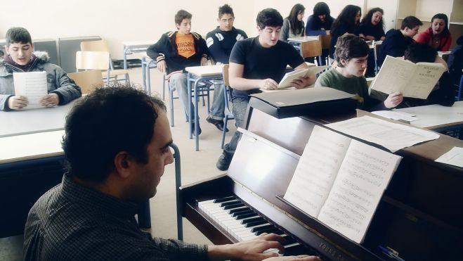 &Mu;&omicron;&upsilon;&sigma;&iota;&kappa;ή &delta;&iota;&alpha;&mu;&alpha;&rho;&tau;&upsilon;&rho;ί&alpha; &sigma;&tau;&alpha; &Chi;&alpha;&nu;&iota;ά