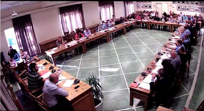 &Delta;&iota;&pi;&lambda;ή &sigma;&upsilon;&nu;&epsilon;&delta;&rho;ί&alpha;&sigma;&eta; &tau;&omicron;&upsilon; &Delta;.&Sigma; &Chi;&alpha;&nu;ί&omega;&nu;