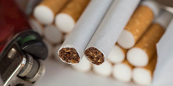 &Omicron; έ&lambda;&epsilon;&gamma;&chi;&omicron;&sigmaf; &alpha;&pi;&omicron;&kappa;ά&lambda;&upsilon;&psi;&epsilon; &chi;&iota;&lambda;&iota;ά&delta;&epsilon;&sigmaf; &pi;&alpha;&kappa;έ&tau;&alpha; &tau;&sigma;&iota;&gamma;ά&rho;&omega;&nu;