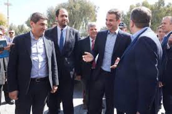 &Sigma;&tau;&omicron;&nu; Ά&gamma;&iota;&omicron; &Nu;&iota;&kappa;ό&lambda;&alpha;&omicron; &omicron; &Kappa;. &Mu;&eta;&tau;&sigma;&omicron;&tau;ά&kappa;&eta;&sigmaf; - &Sigma;ύ&sigma;&kappa;&epsilon;&psi;&eta; &mu;&epsilon; &phi;&omicron;&rho;&epsilon;ί&sigmaf; &tau;&omicron;&upsilon;&rho;&iota;&sigma;&mu;&omicron;ύ