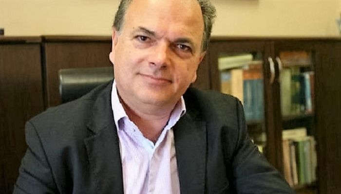 &Sigma;&tau;&eta;&nu; &Alpha;&theta;ή&nu;&alpha; &sigma;ή&mu;&epsilon;&rho;&alpha; &omicron; &Delta;ή&mu;&alpha;&rho;&chi;&omicron;&sigmaf; &Rho;&epsilon;&theta;ύ&mu;&nu;&omicron;&upsilon;