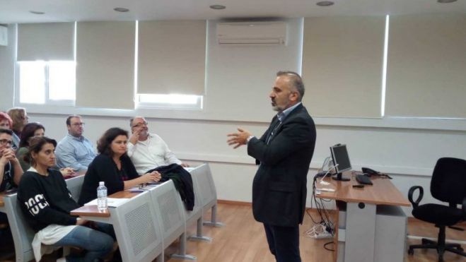 200 &nu;έ&alpha; &delta;&omega;&mu;ά&tau;&iota;&alpha; &gamma;&iota;&alpha; &tau;&omicron;&upsilon;&sigmaf; &phi;&omicron;&iota;&tau;&eta;&tau;έ&sigmaf;, &epsilon;&tau;&omicron;&iota;&mu;ά&zeta;&epsilon;&iota; &tau;&omicron; &Tau;&Epsilon;&Iota;