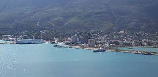 &Sigma;ύ&gamma;&chi;&rho;&omicron;&nu;&omicron;&sigmaf; &sigma;&tau;&alpha;&theta;&mu;ό&sigmaf; &epsilon;&pi;&iota;&beta;&alpha;&tau;ώ&nu; &sigma;&tau;&omicron; &lambda;&iota;&mu;ά&nu;&iota; &tau;&eta;&sigmaf; &Sigma;&omicron;ύ&delta;&alpha;&sigmaf; - &Omicron;&iota; &pi;&rho;ώ&tau;&epsilon;&sigmaf; &pi;&iota;&sigma;&tau;ώ&sigma;&epsilon;&iota;&sigmaf;