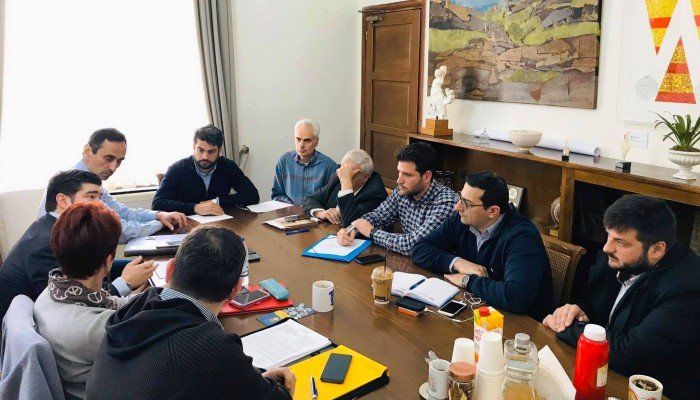 Έ&kappa;&tau;&alpha;&kappa;&tau;&eta; &Epsilon;&kappa;&tau;&epsilon;&lambda;&epsilon;&sigma;&tau;&iota;&kappa;ή &Epsilon;&pi;&iota;&tau;&rho;&omicron;&pi;ή &gamma;&iota;&alpha; &theta;έ&mu;&alpha;&tau;&alpha; &pi;&rho;ό&lambda;&eta;&psi;&eta;&sigmaf; &kappa;&alpha;&iota; &pi;&rho;&omicron;&sigma;&tau;&alpha;&sigma;ί&alpha;&sigmaf; &alpha;&pi;ό &tau;&omicron;&nu; COVID-19 &sigma;&tau;&omicron; &Delta;ή&mu;&omicron; &Chi;&alpha;&nu;ί&omega;&nu;