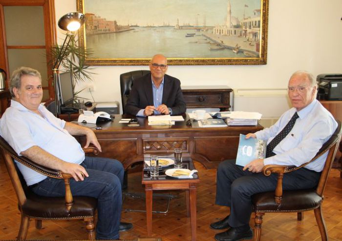 Επίσκεψη Προέδρου Ένωσης Κεντρώων, Β. Λεβέντη, στον Δήμαρχο Χανίων, Τ. Βάμβουκα