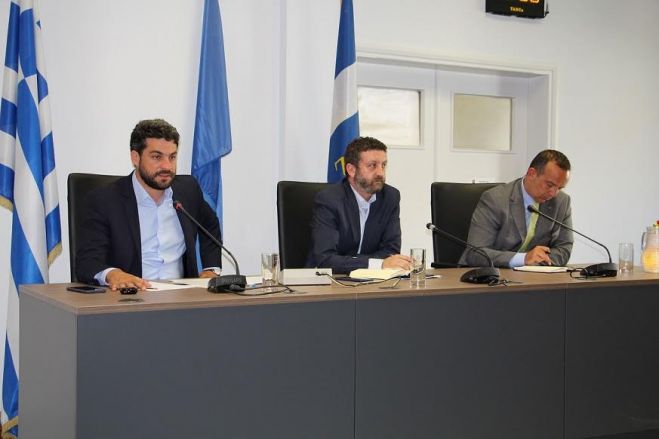 &Sigma;&upsilon;&nu;ά&nu;&tau;&eta;&sigma;&eta; &epsilon;&rho;&gamma;&alpha;&sigma;ί&alpha;&sigmaf; &sigma;&tau;&omicron; &Delta;&eta;&mu;&alpha;&rho;&chi;&epsilon;ί&omicron; &Chi;&alpha;&nu;ί&omega;&nu;