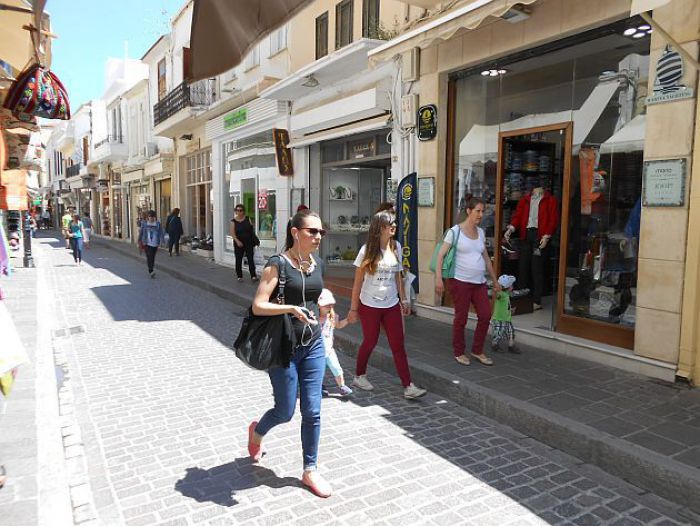 &Sigma;&tau;&iota;&sigmaf; &kappa;&alpha;&lambda;&omicron;&kappa;&alpha;&iota;&rho;&iota;&nu;έ&sigmaf; &epsilon;&kappa;&pi;&tau;ώ&sigma;&epsilon;&iota;&sigmaf; &epsilon;&nu;&alpha;&pi;&omicron;&theta;έ&tau;&omicron;&upsilon;&nu; &tau;&iota;&sigmaf; &epsilon;&lambda;&pi;ί&delta;&epsilon;&sigmaf; &tau;&omicron;&upsilon;&sigmaf; &omicron;&iota; έ&mu;&pi;&omicron;&rho;&omicron;&iota; &tau;&omicron;&upsilon; &Rho;&epsilon;&theta;ύ&mu;&nu;&omicron;&upsilon;