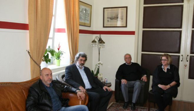 &Sigma;&upsilon;&nu;ά&nu;&tau;&eta;&sigma;&eta; &gamma;&iota;&alpha; &tau;&omicron;&nu; &omicron;&delta;&iota;&kappa;ό ά&xi;&omicron;&nu;&alpha; &Beta;&rho;ύ&sigma;&epsilon;&sigmaf;-&Sigma;&phi;&alpha;&kappa;&iota;ά &sigma;&tau;&eta;&nu; &alpha;&nu;&tau;&iota;&pi;&epsilon;&rho;&iota;&phi;έ&rho;&epsilon;&iota;&alpha; &Chi;&alpha;&nu;ί&omega;&nu;