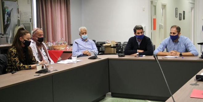 Συνάντηση εκπροσώπων των Δήμων της Π.Ε. Χανίων στο Δημαρχείο Χανίων