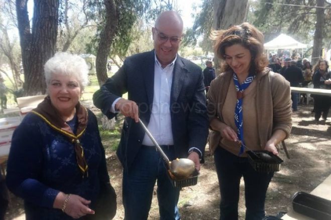 &Kappa;&omicron;ύ&lambda;&omicron;&upsilon;&mu;&alpha; &sigma;&tau;&omicron;&upsilon;&sigmaf; &Alpha;&gamma;. &Alpha;&pi;&omicron;&sigma;&tau;ό&lambda;&omicron;&upsilon;&sigmaf; &gamma;&iota;&alpha; &tau;&omicron;&upsilon;&sigmaf; &Chi;&alpha;&nu;&iota;ώ&tau;&epsilon;&sigmaf;