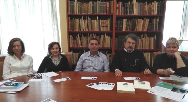 &Omicron; &delta;&iota;&alpha;&kappa;&epsilon;&kappa;&rho;&iota;&mu;έ&nu;&omicron;&sigmaf; &pi;&omicron;&iota;&eta;&tau;ή&sigmaf;, &Alpha;&nu;&tau;ώ&nu;&eta;&sigmaf; &Phi;&omega;&sigma;&tau;&iota;έ&rho;&eta;&sigmaf;, &sigma;&tau;&eta; &Delta;&eta;&mu;&omicron;&tau;&iota;&kappa;ή &Beta;&iota;&beta;&lambda;&iota;&omicron;&theta;ή&kappa;&eta; &Chi;&alpha;&nu;ί&omega;&nu;