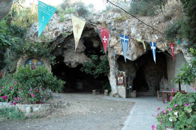 &Sigma;&Upsilon;&Nu;&Alpha;&Upsilon;&Lambda;&Iota;&Alpha; &Sigma;&Tau;&Eta; &Mu;&Alpha;&Rho;&Alpha;&Theta;&Omicron;&Kappa;&Epsilon;&Phi;&Alpha;&Lambda;&Alpha;