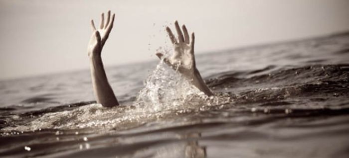 &Pi;&nu;&iota;&gamma;&mu;ό&sigmaf; 54&chi;&rho;&omicron;&nu;&omicron;&upsilon; &lambda;&omicron;&upsilon;ό&mu;&epsilon;&nu;&omicron;&upsilon; &sigma;&tau;&omicron; &Rho;έ&theta;&upsilon;&mu;&nu;&omicron;