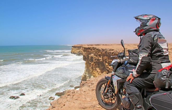 ΤΑΞΙΔΙ – &quot;DAYTONA DAKAR&quot;  ΕΦΤΑΣΕ ΣΤΟ DAKAR Ο ΜΗΤΣΑΚΗΣ ΜΕ ΤΗΝ DAYTONA ROCKSTAR 500!