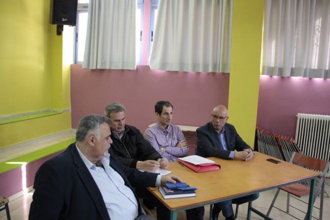 &Sigma;&upsilon;&nu;&epsilon;&chi;ί&zeta;&epsilon;&tau;&alpha;&iota; &omicron; &delta;&eta;&mu;ό&sigma;&iota;&omicron;&sigmaf; &delta;&iota;ά&lambda;&omicron;&gamma;&omicron;&sigmaf; &gamma;&iota;&alpha; &tau;&eta;&nu; &kappa;&alpha;&tau;&alpha;&sigma;&kappa;&epsilon;&upsilon;ή &tau;&omega;&nu; 8 &sigma;&chi;&omicron;&lambda;&epsilon;ί&omega;&nu; &mu;έ&sigma;&omega; &Sigma;&Delta;&Iota;&Tau;