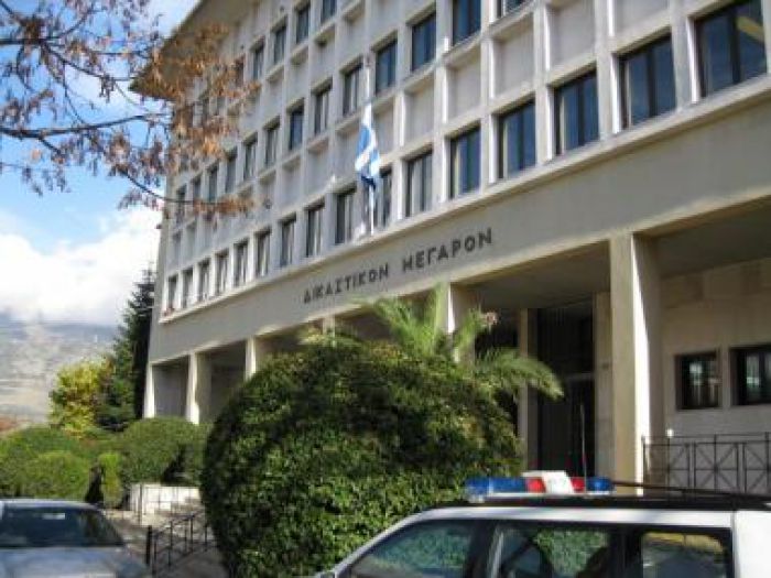 &Upsilon;&pi;ό&theta;&epsilon;&sigma;&eta; &Beta;&alpha;&gamma;&gamma;έ&lambda;&eta; &Gamma;&iota;&alpha;&kappa;&omicron;&upsilon;&mu;ά&kappa;&eta;: &Epsilon;&lambda;&epsilon;ύ&theta;&epsilon;&rho;&omicron;&iota; &omicron;&iota; &omicron;&kappa;&tau;ώ &mu;&epsilon;&tau;ά &tau;&iota;&sigmaf; &alpha;&pi;&omicron;&lambda;&omicron;&gamma;ί&epsilon;&sigmaf; &tau;&omicron;&upsilon;&sigmaf;