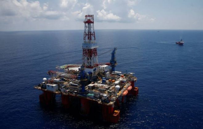 &Delta;&iota;&alpha;&mu;&alpha;&rho;&tau;&upsilon;&rho;ί&alpha; &tau;&eta;&sigmaf; Greenpeace &epsilon;&nu;ά&nu;&tau;&iota;&alpha; &sigma;&tau;&eta;&nu; &epsilon;&xi;ό&rho;&upsilon;&xi;&eta; &upsilon;&delta;&rho;&omicron;&gamma;&omicron;&nu;&alpha;&nu;&theta;&rho;ά&kappa;&omega;&nu;