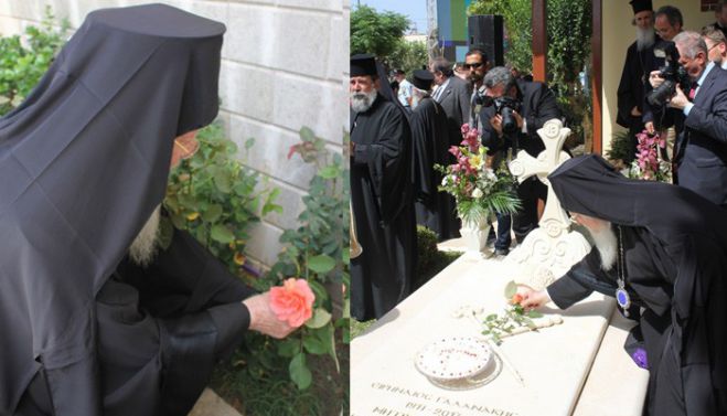 Ένα τριαντάφυλλο από τον Βαρθολομαίο στο μνήμα του Ειρηναίου Γαλανάκη-φωτο