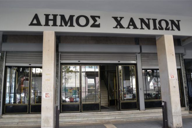 Υπεγράφη η σύμβαση  για την αποκατάσταση του οδικού δικτύου στα Χανιά
