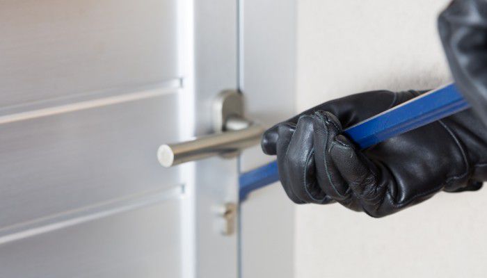 Χανιώτης έπιασε στα πράσα τον κλέφτη και πήγαν "παρέα" στο νοσοκομείο