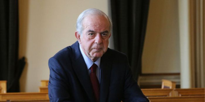 &Mu;ή&nu;&upsilon;&mu;&alpha; &tau;&omicron;&upsilon; &Beta;&alpha;&sigma;ί&lambda;&eta; &Lambda;&alpha;&mu;&pi;&rho;&iota;&nu;&omicron;ύ &gamma;&iota;&alpha; &tau;&alpha; &Chi;&rho;&iota;&sigma;&tau;&omicron;ύ&gamma;&epsilon;&nu;&nu;&alpha;