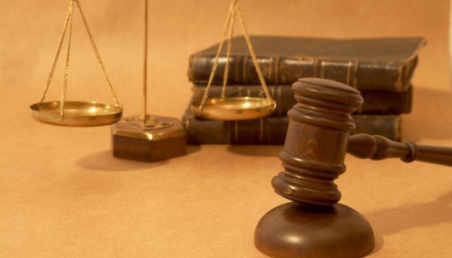 Η ώρα της δικαιοσύνης για τον Βρετανό που βίαζε τα παιδιά του στα Χανιά