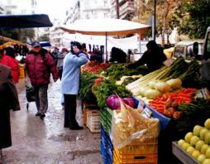 Πρόστιμα σε εμπόρους και παραγωγούς λαϊκών αγορών