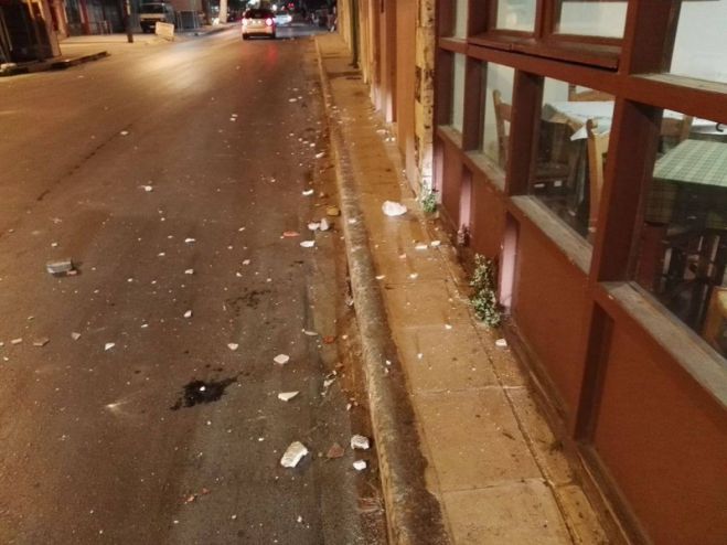 Πεδίο μάχης η λωφ.Σούδας-Πετροπόλεμος, χημικά και προσαγωγές