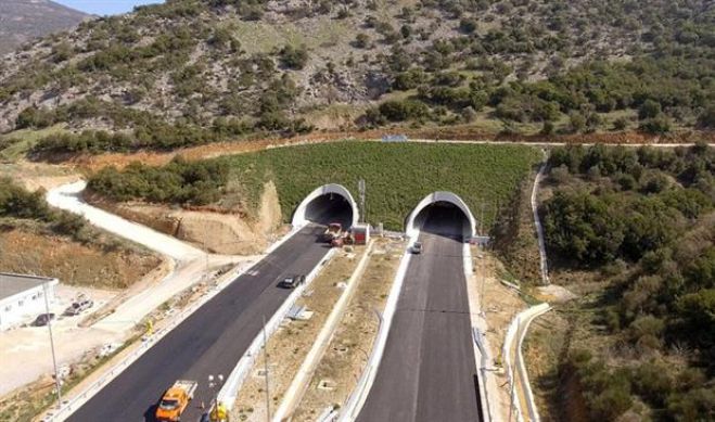 &Alpha;&lambda;&lambda;&omicron;ύ &tau;&alpha; έ&rho;&gamma;&alpha;, &epsilon;&delta;ώ &pi;&epsilon;&rho;&iota;&mu;έ&nu;&omicron;&upsilon;&mu;&epsilon; &alpha;&kappa;ό&mu;&alpha; &tau;&omicron;&nu; &Beta;&Omicron;&Alpha;&Kappa;!