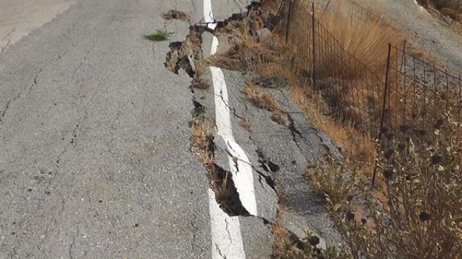 &Delta;&rho;ό&mu;&omicron;&iota; "&nu;&alpha;&rho;&kappa;&omicron;&pi;έ&delta;&iota;&alpha;"... &alpha;&nu;&alpha;&delta;&epsilon;&iota;&kappa;&nu;ύ&omicron;&nu;&tau;&alpha;&iota; &mu;&epsilon; &kappa;ά&theta;&epsilon; &kappa;&alpha;&kappa;&omicron;&kappa;&alpha;&iota;&rho;ί&alpha;