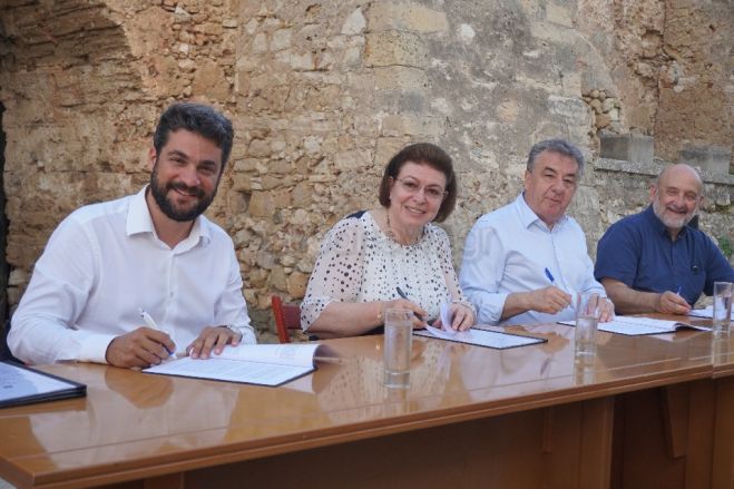 Υπογράφηκε η Προγραμματική Σύμβαση για την μελέτη αποκατάστασης των Νεωρίων.