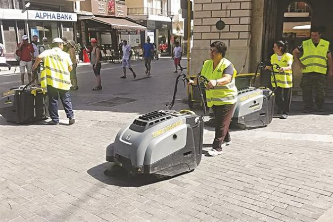 Σκάνδαλο που φθάνει έως το Κολωνάκι για ένα σάρωθρο