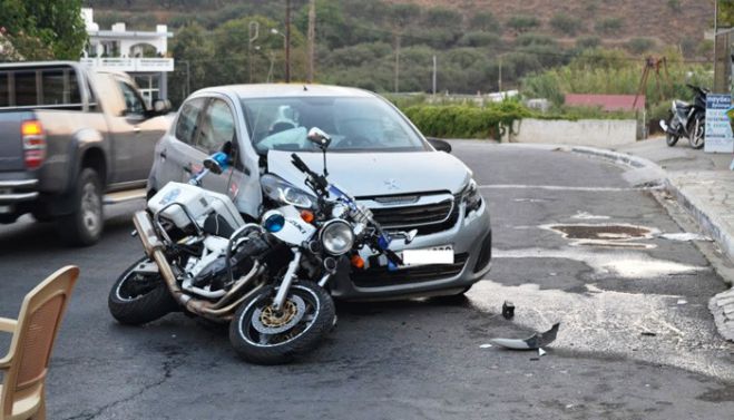 Αυτοκίνητο έπεσε πάνω σε μοτοσικλέτα της Τροχαίας στην Κίσαμο