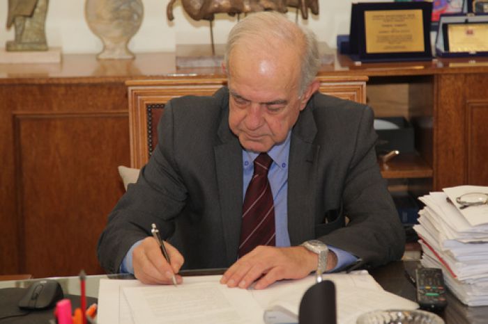 &Upsilon;&pi;&epsilon;&gamma;&rho;ά&phi;&eta; &eta; &sigma;ύ&mu;&beta;&alpha;&sigma;&eta; &gamma;&iota;&alpha; &tau;&omicron;&nu; &kappa;&omicron;&iota;&nu;ό&chi;&rho;&eta;&sigma;&tau;&omicron; &chi;ώ&rho;&omicron; &tau;&eta;&sigmaf; &Lambda;&epsilon;&omega;&phi;ό&rho;&omicron;&upsilon; 62 &Mu;&alpha;&rho;&tau;ύ&rho;&omega;&nu;