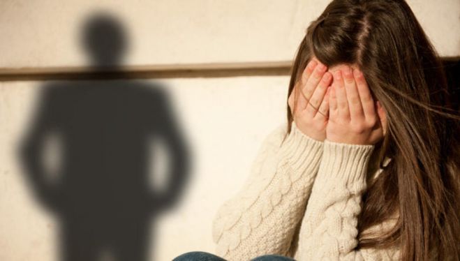 &Sigma;&upsilon;&nu;&epsilon;&lambda;ή&phi;&theta;&eta; &eta;&lambda;&iota;&kappa;&iota;&omega;&mu;έ&nu;&omicron;&sigmaf; &gamma;&iota;&alpha; &alpha;&sigma;έ&lambda;&gamma;&epsilon;&iota;&alpha; &sigma;&epsilon; 2 &alpha;&nu;ή&lambda;&iota;&kappa;&alpha; &kappa;&omicron;&rho;ί&tau;&sigma;&iota;&alpha;