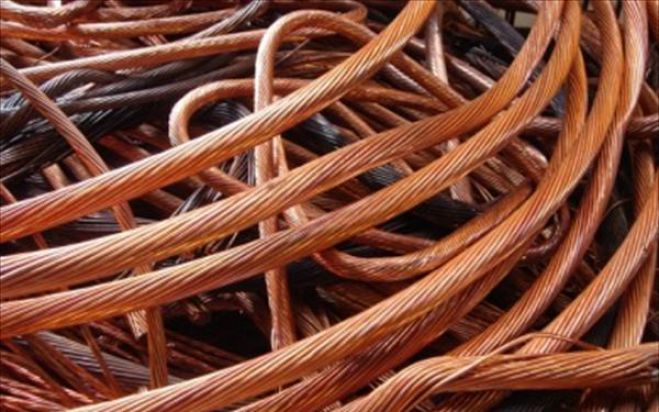 &Eta;&rho;ά&kappa;&lambda;&epsilon;&iota;&omicron;: &Chi;&epsilon;&iota;&rho;&omicron;&pi;έ&delta;&epsilon;&sigmaf; &sigma;&epsilon; 67&chi;&rho;&omicron;&nu;&omicron; &gamma;&iota;&alpha; &tau;&omicron;&nu; &chi;&alpha;&lambda;&kappa;ό &sigma;&tau;&alpha; &phi;&omicron;&rho;&tau;&eta;&gamma;ά &sigma;&tau;&omicron; &lambda;&iota;&mu;ά&nu;&iota;