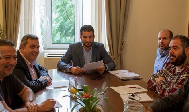 &Tau;&omicron; &Delta;&Sigma; &tau;&omicron;&upsilon; &Epsilon;&mu;&pi;&omicron;&rho;&iota;&kappa;&omicron;ύ &sigma;&upsilon;&lambda;&lambda;ό&gamma;&omicron;&upsilon; &Chi;&alpha;&nu;ί&omega;&nu; &delta;έ&chi;&tau;&eta;&kappa;&epsilon; &omicron; &Delta;ή&mu;&alpha;&rho;&chi;&omicron;&sigmaf; &kappa;.&Sigma;&eta;&mu;&alpha;&nu;&delta;&eta;&rho;ά&kappa;&eta;&sigmaf;