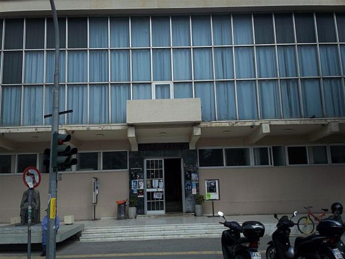 &Eta;&mu;&epsilon;&rho;ί&delta;&alpha; &laquo;&Pi;&omicron;&lambda;&iota;&tau;&iota;&kappa;ή &Pi;&rho;&omicron;&sigma;&tau;&alpha;&sigma;ί&alpha;, &Kappa;&omicron;&iota;&nu;&omega;&nu;ί&alpha; &kappa;&alpha;&iota; &Epsilon;&theta;&epsilon;&lambda;&omicron;&nu;&tau;&iota;&sigma;&mu;ό&sigmaf;&raquo;